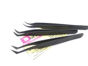 Tendance Professionnel Noir Plasma Fibre Conseils Pince À Cils Cils Pointillé Grip Conception Volume Extension De Cils Pince À Épiler - Product Image 5