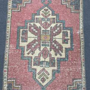 1.7x3 ft Turkish Vintage <b>Red</b> Moroccan <b>Wool</b> Rug Eco-Friendly Patchwork Design with Latex Backing - Product Image 5