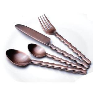 Vente en gros de coutellerie design personnalisée, ensemble de couverts modernes et élégants en acier inoxydable pour la maison, pour les restaurants, les hôtels et le dîner - Product Image 3