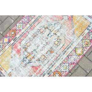 Turkish Vintage Small Rug 2.5x3.3 ft, <b>Red</b> Plants & trees Rug <b>Wool</b> - Product Image 5