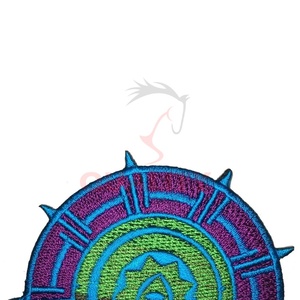 Vente en gros d'insignes brodés avec logo personnalisé nouveau design d'insignes en tissu thermocollant brodés à la main prix d'usine OEM disponible - Product Image 3