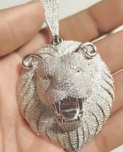 VVS1 Moissanite Lion colgante, Majestic Lion Head Sterling Silver Pendant - Full Moissanite Dazzling Hip Hop Jewelry - Product Image 3