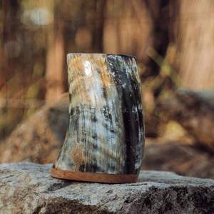 ELEVATE HORN MUGS INDIA FACTORY PRODUCTOS ARTESANALES Taza para beber con cuerno Nuevo diseño Cuerno natural Original Viking Drinking - Product Image 3