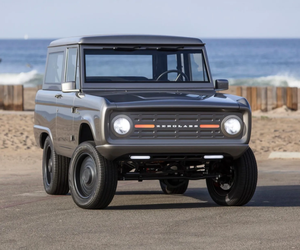 Vehículo Usado a Precio Accesible - Volante a la Izquierda |   Volante a la derecha |   Conversión de Ford Bronco EV de 1974 a Motor Eléctrico, 5 Velocidades - Product Image 1