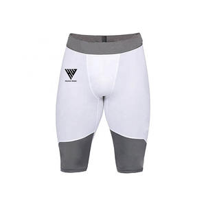 Shorts de compression Power Motion, conçus avec un tissu à séchage rapide, gardant les athlètes au frais, acheteurs en grande quantité - Product Image 1