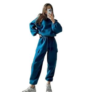 Ensembles de vêtements sweats à capuche et pantalons pour femmes pulls à capuche personnalisés pour femmes avec poche - Product Image 1