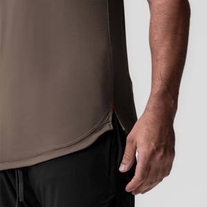 Débardeur de sport athlétique pour hommes-Tissu de haute qualité, extensible et respirant pour la salle de sport, le fitness et les vêtements actifs - Product Image 4