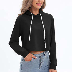 Sweats à capuche tendance à coupe courte avec tissu léger et ourlet côtelé pour un style streetwear et décontracté au quotidien - Product Image 5