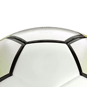 Balón de Fútbol Profesional Brillante con Cámara de Butilo, Cosido a Máquina de 2 Capas, Balón de Entrenamiento Hecho en Pakistán - Product Image 4