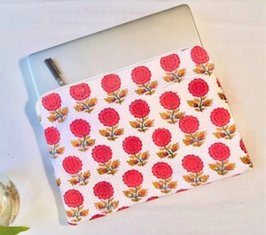 Handmade <b>Quilted</b> Rose Printed Laptop Sleeve Modern Vintage Business Lightweight Waterproof Durable Eco-Friendly Daily Office Use - Product Image 1