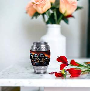 Urnes de football en métal pour cendres humaines Homme adulte pour cendres Urnes funéraires masculines pour cendres humaines adultes Mini urne de taille personnalisée - Product Image 6