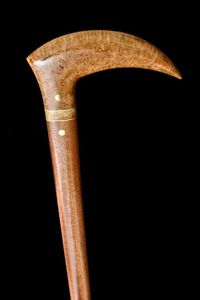 ABSORBERS Canne en bois réglable à prix réduit avec nœuds multiples Bâton de marche en bois solide pour les aînés par Standard International - Product Image 6