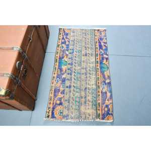 Alfombra Turca Vintage de Lana Azul, 1.9x3.6 pies (59x110 cm) - Product Image 1
