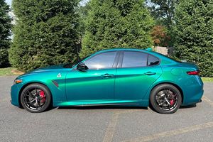 Alfa Romeo Giulia Quadrifoglio 2022 Essence Faible Kilométrage - Product Image 3