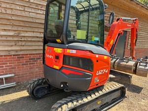 Mini-excavatrice professionnelle Kubota U27-4, excavatrice compacte sur chenilles, hydraulique, avec moteur diesel puissant, faible consommation de carburant - Product Image 6