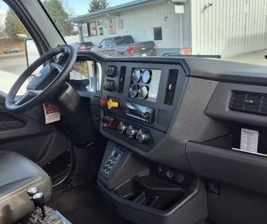 El mejor!! Cabeza tractora diésel 6x4 de servicio pesado con volante a la izquierda para logística global y transporte de carga - Product Image 2