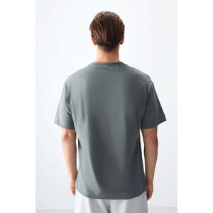 Camiseta básica para hombre color caqui, 100% algodón, textura gruesa y suave, corte holgado, tejido de punto -88353 - Product Image 2