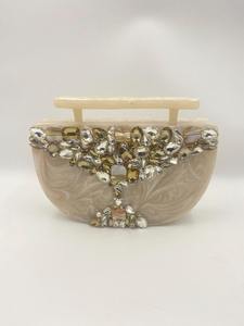 Pochette en résine haut de gamme pour femmes, sac à main élégant pour les soirées - Product Image 4