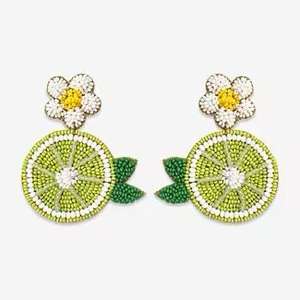 Boucles d'oreilles brodées inspirées de la nature design personnalisé femmes pièces de déclaration élégantes et légères idéales par MD artisanat - Product Image 1