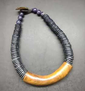 Ensemble de colliers de luxe en résine pour femmes, ensemble de boucles d'oreilles et de colliers en résine brillante - Product Image 3