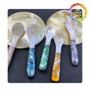 Une exquise cuillère en nacre rehausse votre table à manger avec un style intemporel | Cuillères et fourchettes disponibles | Origine Vietnam - Product Image 3