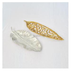 Plateau en aluminium au design antique Forme plus ronde Finition argentée Fruits et salade Plateau de service avec ensemble de 2 pièces pour plateau de service - Product Image 3