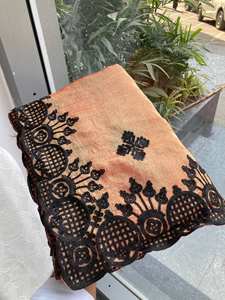 ผ้าส่าหรีไหมเนื้อนุ่มสำหรับผู้หญิง ดีไซน์สวยงาม พร้อมงานปัก สำหรับงานแต่งงานและงานเลี้ยงในอินเดีย - Product Image 6