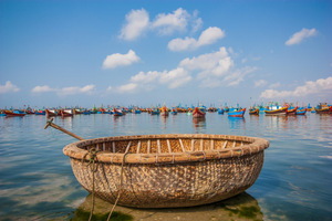 เรือไม้ไผ่เวียดนามแบบดั้งเดิมเรือยอชท์กีฬาดีไซน์วงกลมสำหรับล่องลอยสำหรับตกปลา & ท่องเที่ยว - Product Image 5