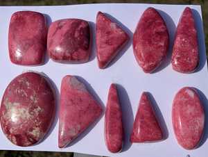 พลอยทูลไลท์สีชมพูธรรมชาติ เกรด AA+ เงินสเตอร์ลิง พร้อมโทนสีชมพูอ่อน เปล่งประกายสีสัน เหมาะสำหรับทำเครื่องประดับและใช้ในการบำบัด - Product Image 3