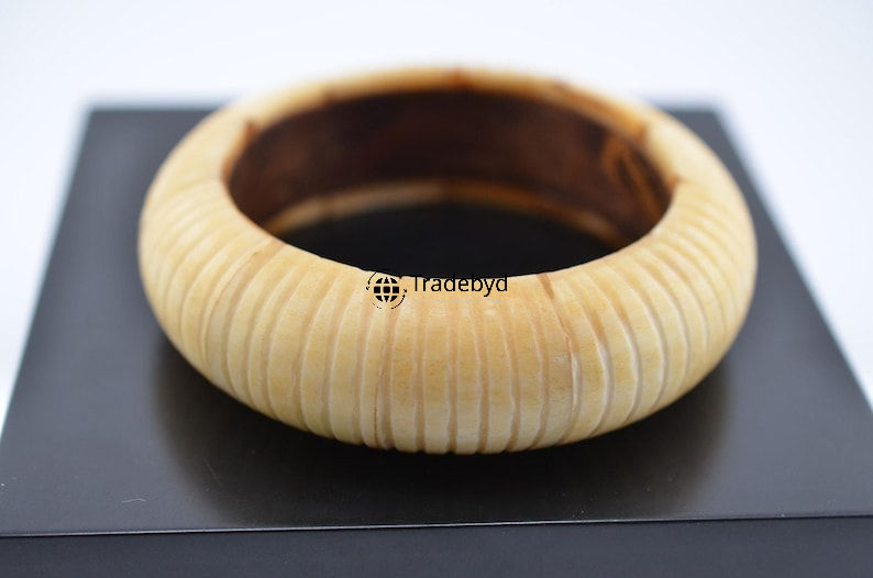 Available in Different Color