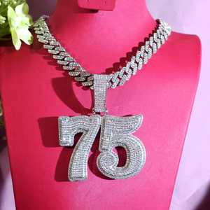 Colgante de plata de ley 925 con 75 diamantes de moissanita VVS, estilo hip hop, con números, para hombre y mujer, joyería de lujo personalizada. - Product Image 1