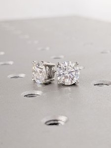 Boucles d'oreilles de laboratoire en moissanite Platine Boucles d'oreilles de tous les jours sans nickel Boucles d'oreilles minimalistes Idée cadeau de mariage unique - Product Image 5