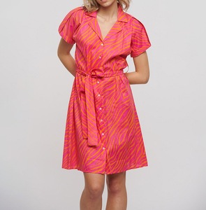 Robe longue style bohème à manches courtes et ceinture en rose/orange, taille unique, 100 % coton, avec décoration en pompons - Product Image 1