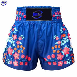 Pantalones cortos Muay Thai hechos a medida de nuevo estilo Color sólido Hecho en Pakistán Pantalones cortos Muay Thai para hombres - Product Image 3