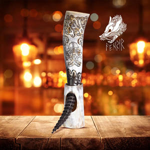 Corne à boire en corne de buffle étanche Design moderne fait à la main pour la maison et la décoration de mariage - Product Image 1