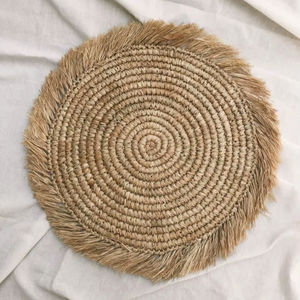 Nouveau style de dessous-de-plat en macramé, parfait pour créer des zones de repas chaleureuses, confortables et accueillantes avec un minimum d'effort et de confort - Product Image 1