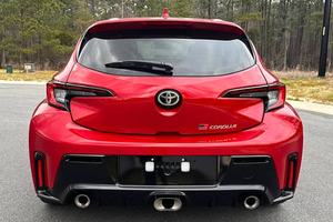 Auto Usado 2024, Hatchback Compacto de Alto Rendimiento, Deportivo, Premium, de 5 Puertas, con Manejo Ágil, Sin Accidentes - Product Image 2