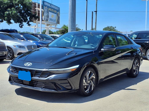 Certificado 2024 Hyu ndal Elan tra. Limitado, muy limpio. - Product Image 3