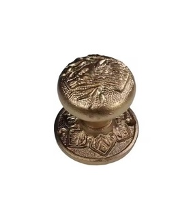 Boutons de vanité de salle de bain en fer Boutons résistants à l'humidité parfaits pour les armoires de salle de bain et les vanités top tendance - Product Image 1