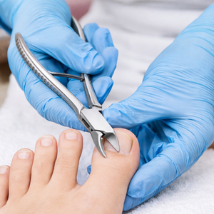 Coupe-cuticules professionnel en acier inoxydable de qualité supérieure avec ressort, outil de manucure et pédicure avec poignée ergonomique - Product Image 4