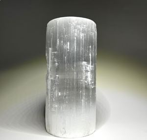 Lámpara de cristal de selenita natural a granel de gran oferta de la mejor calidad con parte superior plana de ALIF CRYSTAL AND AGATE - Product Image 3