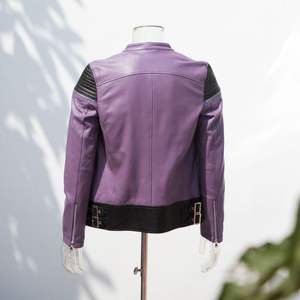 Veste de moto vintage en cuir marron pour femme Veste de motard brodée coupe ajustée avec service OEM Design Fashional par le fabricant - Product Image 2