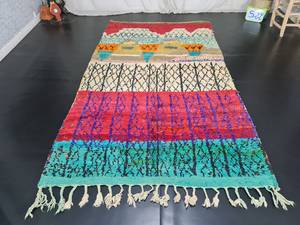 Tapis Boujaad personnalisé de couleur vive 9x12 pi. Tapis en patchwork de laine multicolore marocain fait à la main à un coût raisonnable - Product Image 3