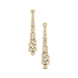 Or véritable massif de 18 carats et diamant véritable Opale éthiopienne naturelle Boucles d'oreilles pendantes magnifiques Cabochon de forme ovale en gros - Product Image 1