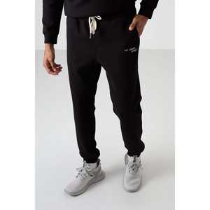 Conjunto Deportivo Bordado para Hombre, Corte Cómodo, Color Negro Mate, Algodón Grueso y Suave con Textura, 85254 - Product Image 3