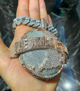 Collar de Moda Unisex con Colgante de Letra Redonda 3D Personalizado, Chapado en Oro Rosa sobre Plata de Ley con Diamantes Moissanite - Product Image 2