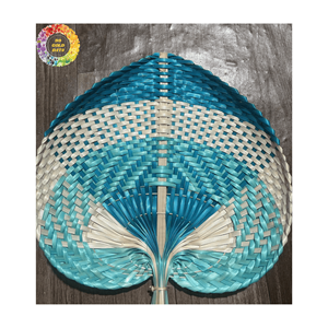 Ventilateur élégant de haute qualité en feuille de palmier, meilleur prix, origine Vietnam, idéal pour la décoration et le refroidissement d'été, de nombreuses tailles. - Product Image 3