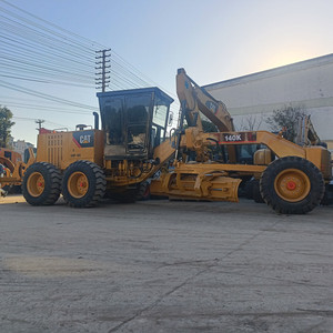 Offres exceptionnelles pour une niveleuse à moteur lourd d'occasion de 140 000 $ avec boîte de vitesses et pompe – Haute efficacité de fonctionnement, garantie de 2 ans, à vendre - Product Image 1