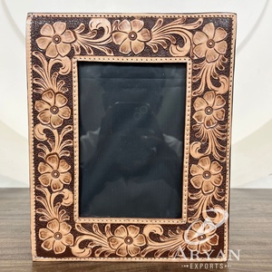 Vente en gros 100% Cadres en cuir usinés à la main personnalisés Cadres photo muraux décoratifs Cadres photo modernes et durables de luxe - Product Image 1