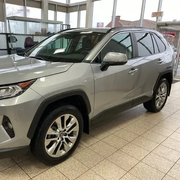 Obral TOYOTA RAV4 SE, LE, XE 2018 Model/Toyota Rav4 bekas murah